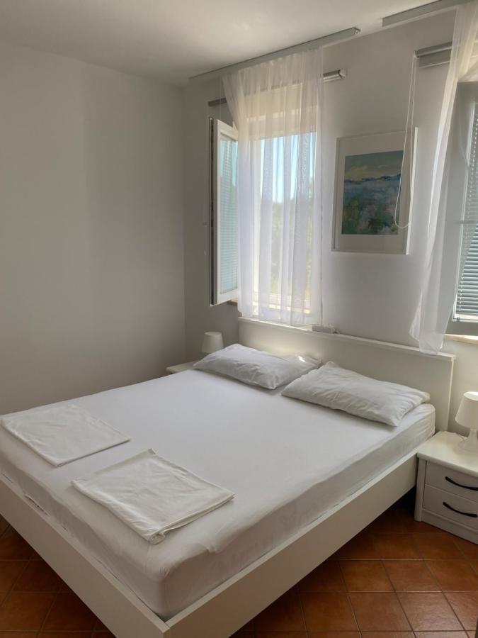Apartment Simona Medulin